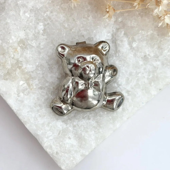 Sterling Silver Teddy Bear | Stuffed Animal Shaped Vintage Brooch | Pendant - Picture 4 of 10